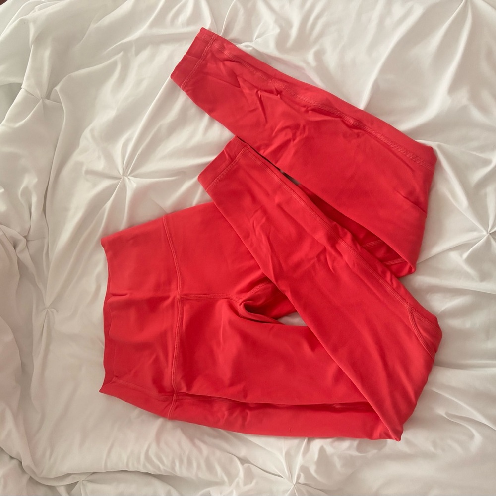 Pink lululemon leggings